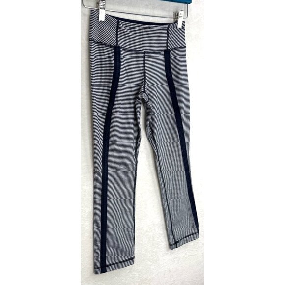 Lululemon Women's Coast To Class Cropped Pants in Gingham Inkwell Size 4 - Picture 3 of 8